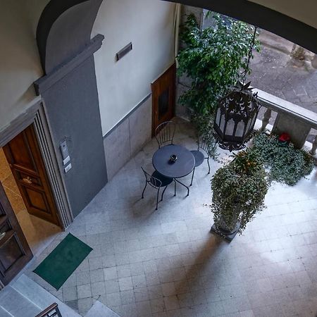 Dimora Donna Elena Bed & Breakfast Naples Exterior photo
