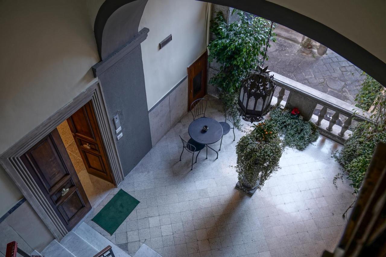 Dimora Donna Elena Bed & Breakfast Naples Exterior photo